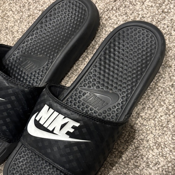 Nike Black and White Slide Sandals - Picture 2 of 2